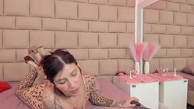 XXX chat uživo modela LilianFerrara