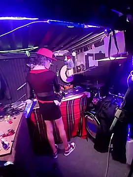 AllucyLu Chat XXX in diretta