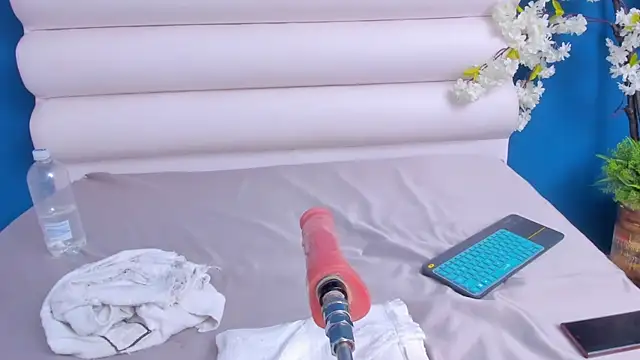 letty_straus 现场XXX聊天