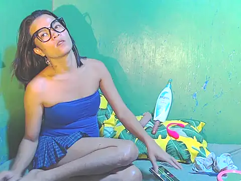 DirtyFistingBarbie 라이브 XXX 채팅