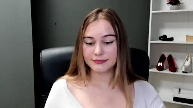 kitty_valerian Live XXX chat