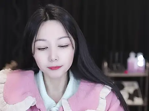 XXX chat uživo modela Nuyoah-77