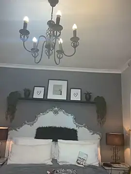 Chat +18 de The_OnlyMustangfeels ao vivo