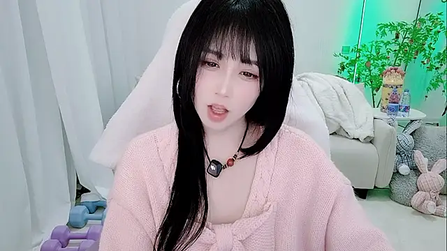 Evangelin-eのライブXXXチャット