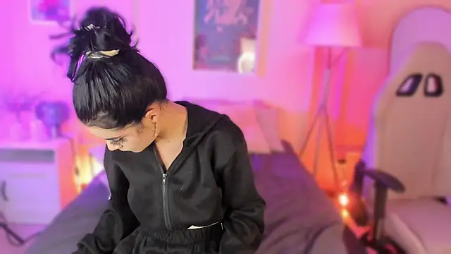 emma_soul1 Chat XXX live