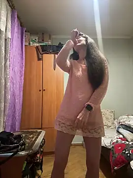 LadyLuxLover Adlı Modelin Canlı XXX Sohbeti