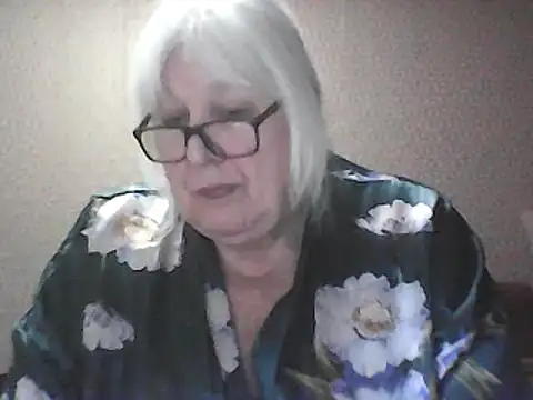 Chat +18 de Alexia64231 ao vivo