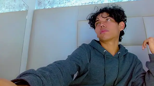 Chat +18 de DaviidBuckx_ ao vivo