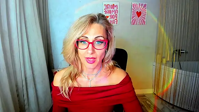 XXX chat uživo modela MuseOfStage