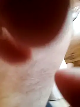 Chat +18 de rem4001@xh ao vivo