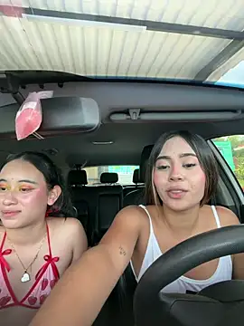 l0lita_emi live XXX chat