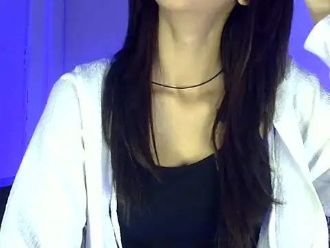 YOUR__ALLY Adlı Modelin Canlı XXX Sohbeti