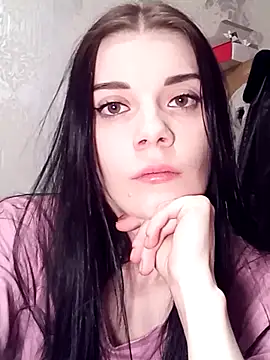 JhonSHelBy7LuNa – Naživo XXX chat