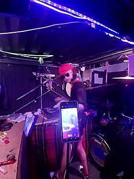 AllucyLu's Webcam Show