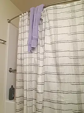 yellowwetfox élő XXX-chatje