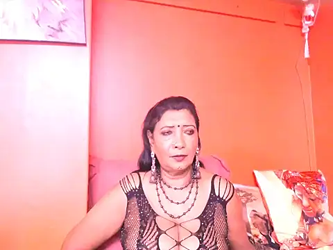 indiansarika65 – Live XXX-chat