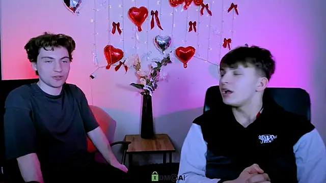 travis_wolf_ élő XXX-chatje