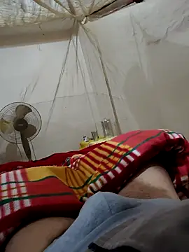 Webkamerová show PIG_FUCKER_DADDY