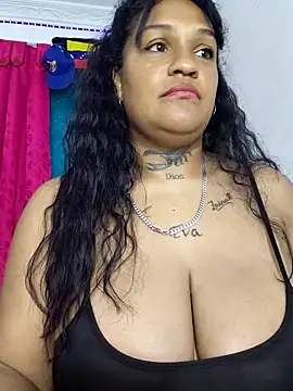 Онлайн чат XXX Michelle_Brito1