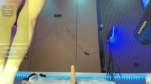 dionlee9: απευθείας συνομιλία ΧΧΧ