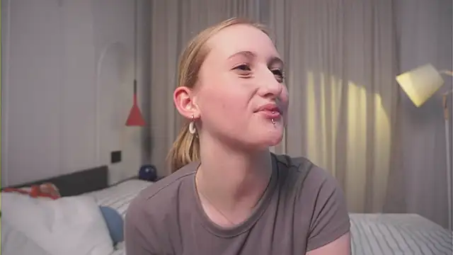 TraceeRebollar live XXX chat