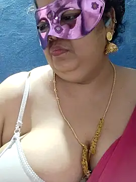 tamilthanushri live XXX chat