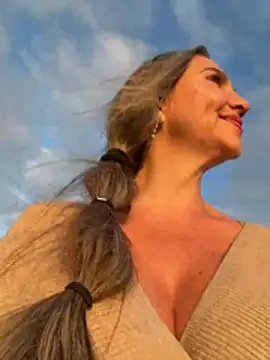 Alimela's Webcam Show