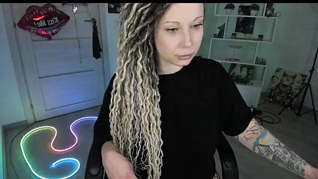 Chat +18 de HoneySallyMoore ao vivo