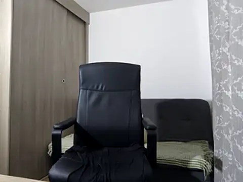 Pokazy przed kamerką – Andy_Roses