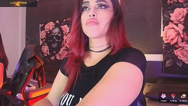 Онлайн чат XXX EvaaFoxxy1