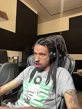 Chatroom XXX en direct de FavelaDaddyCum