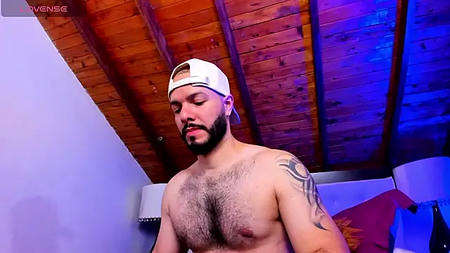 Tom_Bailey Adlı Modelin Web Kamerası Şovu