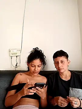 Mei_and_Gaby élő XXX-chatje