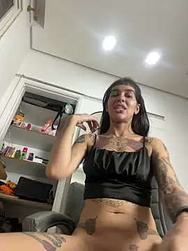 Nikatsun Live XXX chat