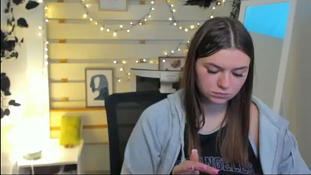 Josephine_Kiss élő XXX-chatje