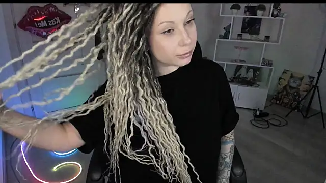 HoneySallyMoore Chat XXX in diretta