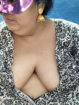 tamilthanushri 라이브 XXX 채팅