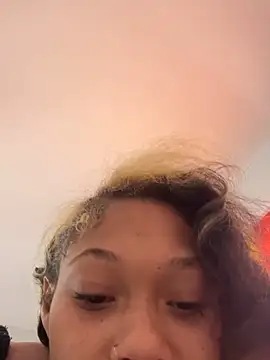 Chat +18 de Tamiii420 ao vivo