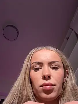 Czat XXX na żywo – HotBella-