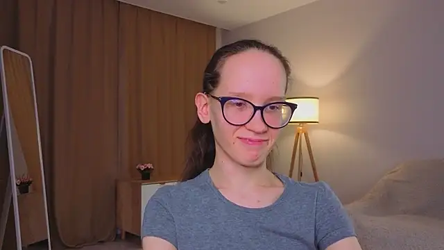 BettyBrowni 即時 XXX 聊天