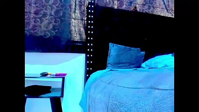 amareto_queen Live XXX-Chat