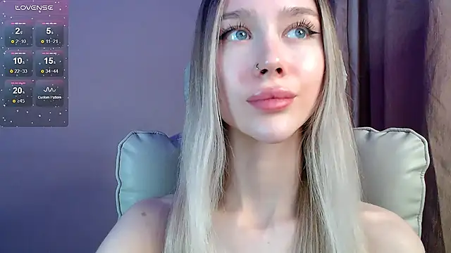 XXX chat uživo modela Des_ch