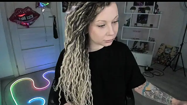 HoneySallyMoore – Naživo XXX chat