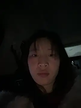 littleqiu Adlı Modelin Canlı XXX Sohbeti