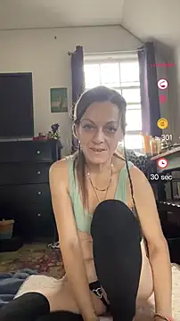 Pertunjukan Kamera Web DavinaRay