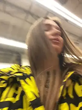 KrisMagnoly élő XXX-chatje