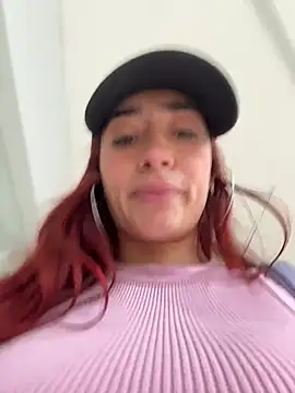 Chat XXX ao vivo de ariiel_