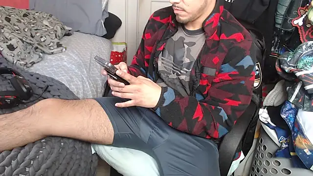 mastergoku99 Webcam-Show