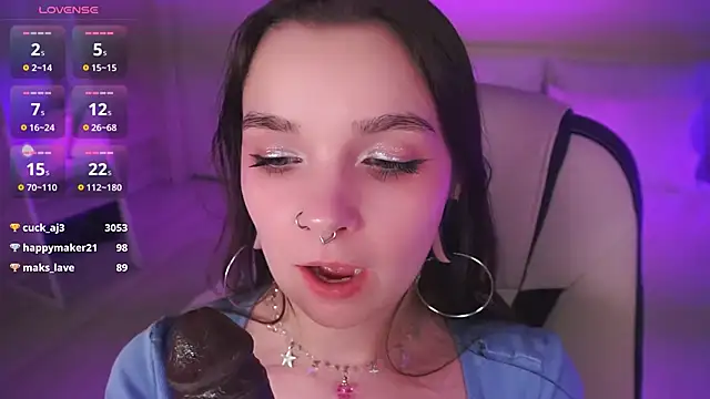 Ooops_Boobss: απευθείας συνομιλία ΧΧΧ