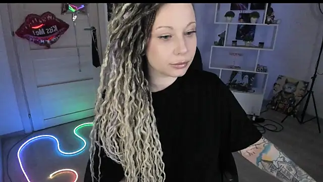 HoneySallyMoore live XXX chat